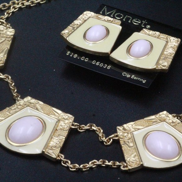 Monet NOS Signed Designer Etruscan Style Pink Cabochon Necklace Set - Picture 1 of 14